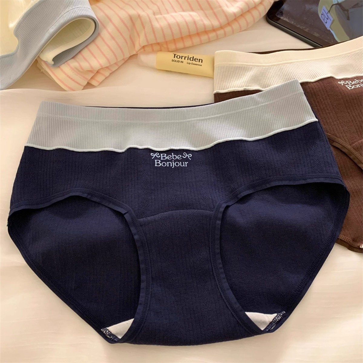 Irina's New 2026 "Cloud Collector" Women's Cotton Panties, Breathable Cotton Briefs with Extended Crotch
