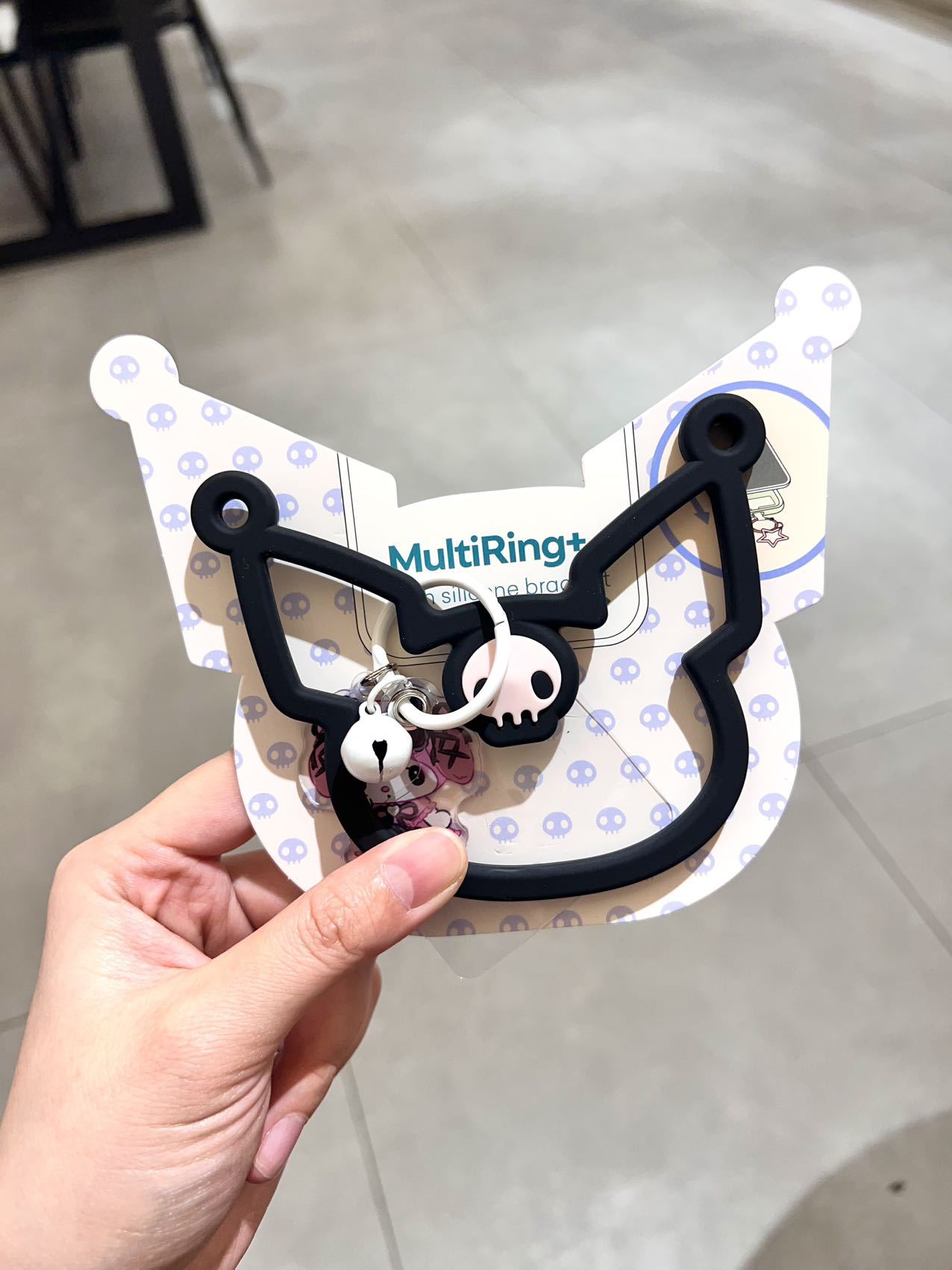 Cordón de teléfono móvil de alta gama estilo ins hecho a mano de boutique Pulsera de silicona Kulomi Cordón de teléfono móvil de moda Cordón corto