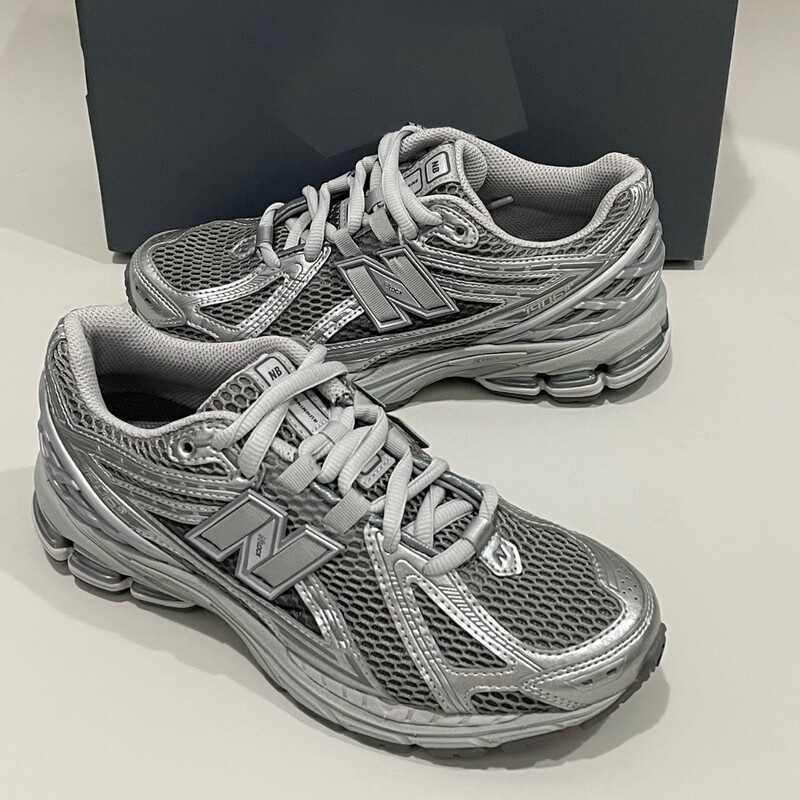 New Putian Shoes Pure Original Nb1906R Liquid Silver Cushioning Wear-Resistant Low-Top Dad Shoes Running Sneakers for Men and Women