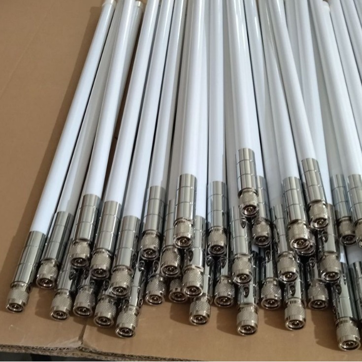 WLAN室外防水全向玻璃钢天线2.4g基站户外5~8dbi玻璃钢天线