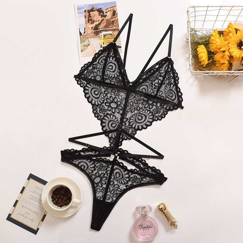 Phenyo Lace Bodysuit Image 3