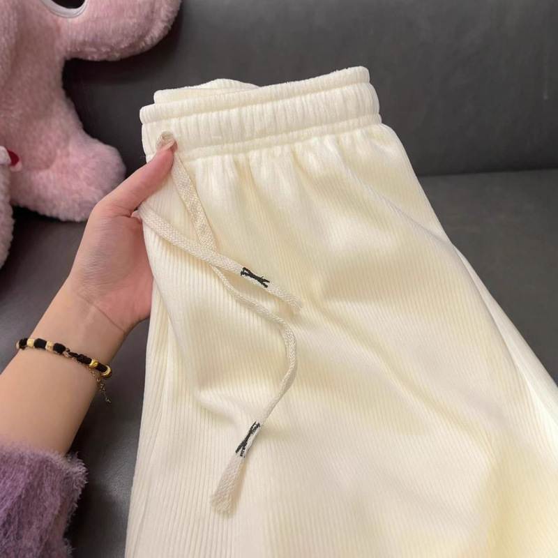 Wholesale 25 Autumn and Winter Velvet Casual Pants for Women, High-Waisted Floor-Length Straight Pants, Versatile Cream Velvet Wide-Leg Pants