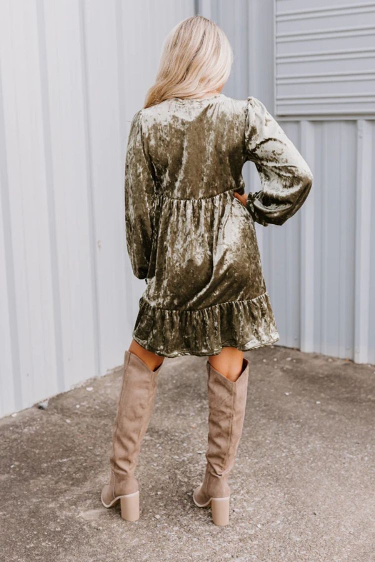 Autumn Winter Velvet Thickened Lantern Sleeve Street Pleated Long Sleeve Dress for Women