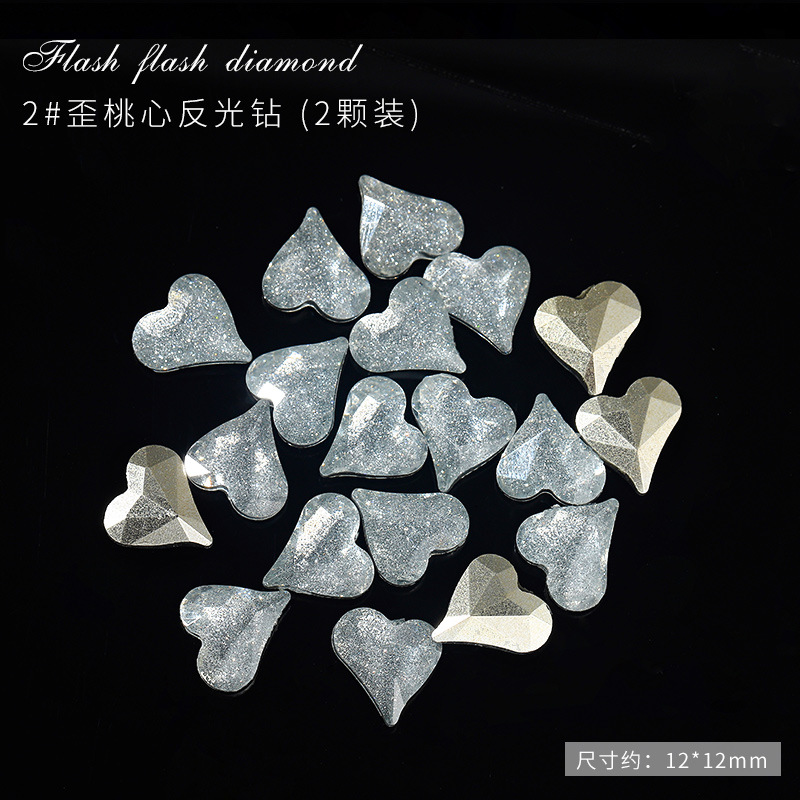 Accesorios de uñas con diseño de corazón de hacha, diamantes de cristal reflectantes con efecto de diamante triturado deslumbrante, estilo celebridad de internet, novedad 2025, color rosa discoteca, venta al por mayor.