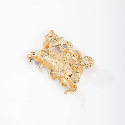 Clothing Accessories, Yaxa sancaqları