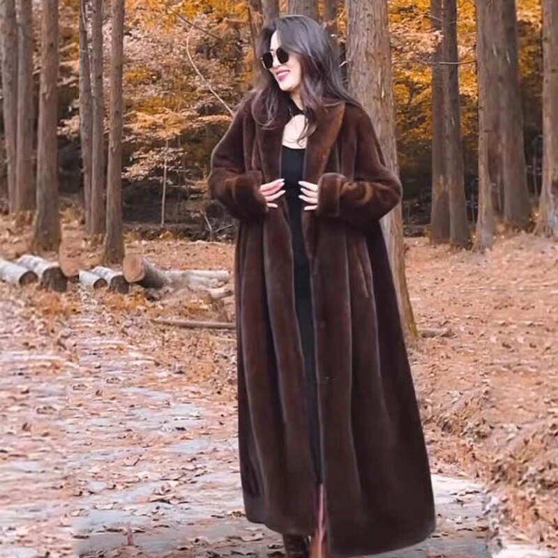 New Imitation Fur Outwear for Young Women, High-End Environmentally Friendly Fur Mink Outwear, Extra Long, Loose and Foreign Wear
