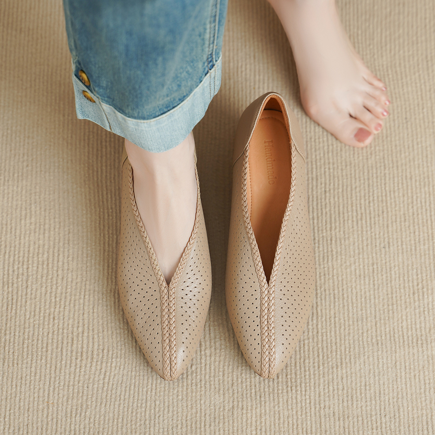 Giày đơn nữ da cừu mũi tròn gót vuông 4 cm — đen