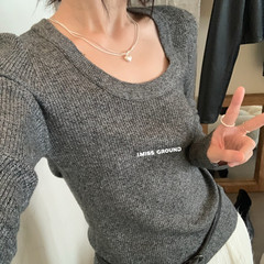 i miss2025秋季新款韩版修身显瘦U领针织衫女露锁骨打底纯色毛衣