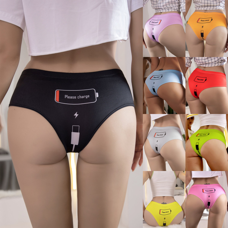 013# Amazon New European and American Women's Power Printed Underwear Hip Fashion Girl's Middle Waist Milk Silk Lace