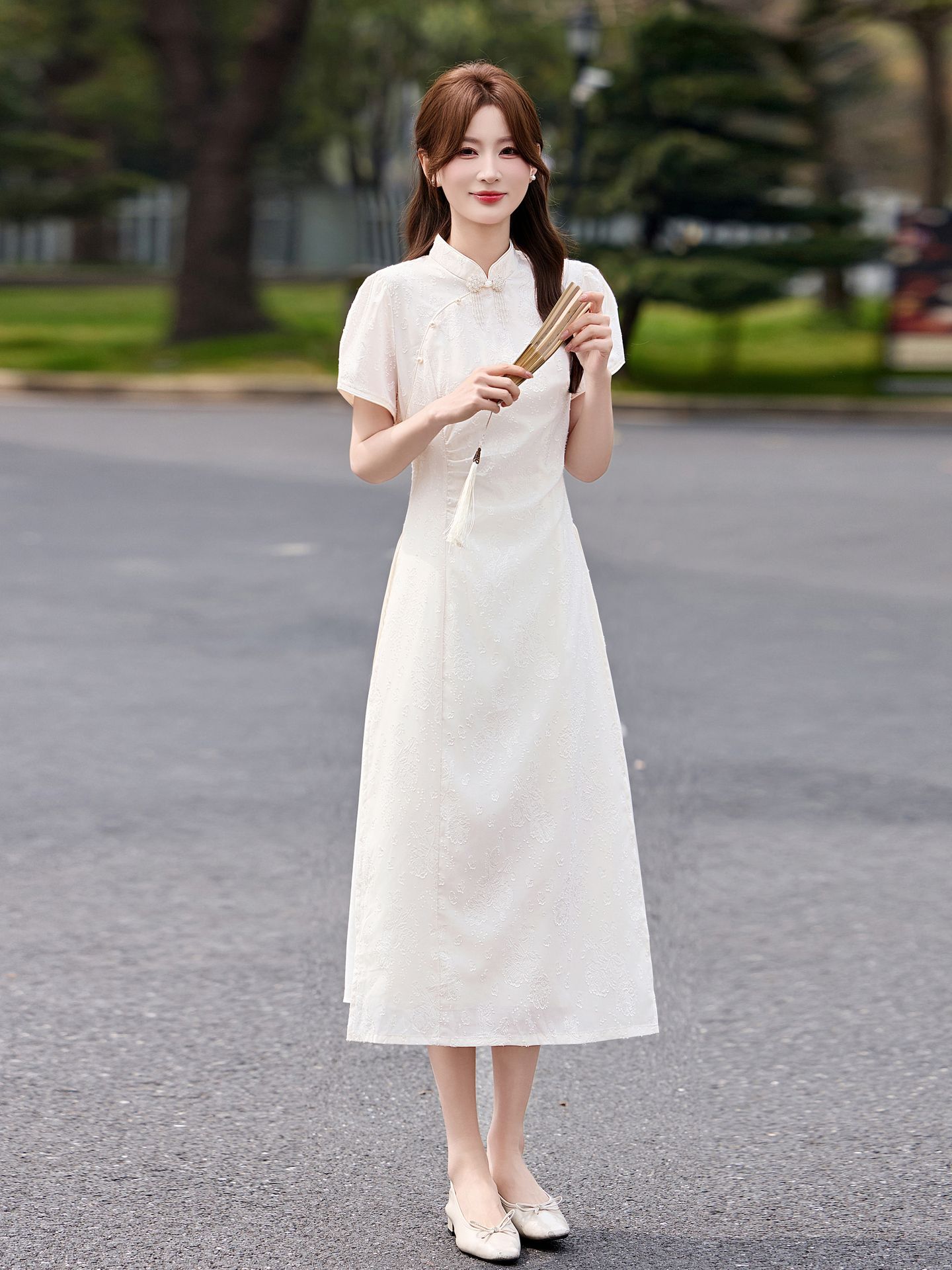Đầm maxi nữ thắt eo phong cách tân cổ điển Trung Hoa GT8200 — màu trắng ngà