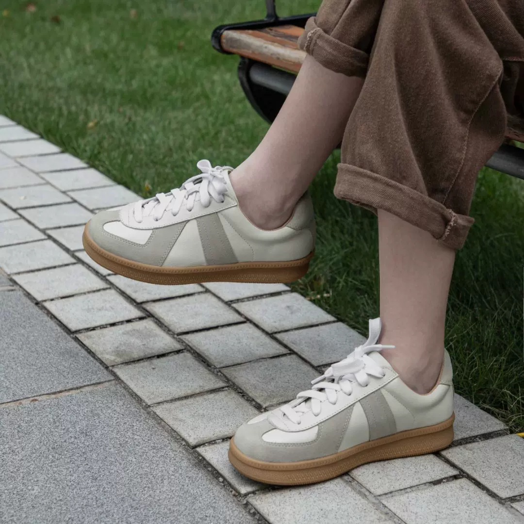 复古真皮德训鞋女2025秋季新款平底舒适休闲鞋百搭板鞋阿甘鞋批发