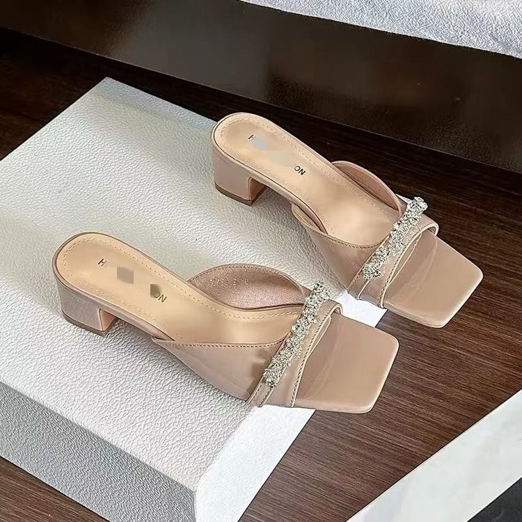 Fairy Diamond Sandals 2026 nuevo estilo de verano para vestir confortable temperamento de combinación de zapatillas de falda image 2