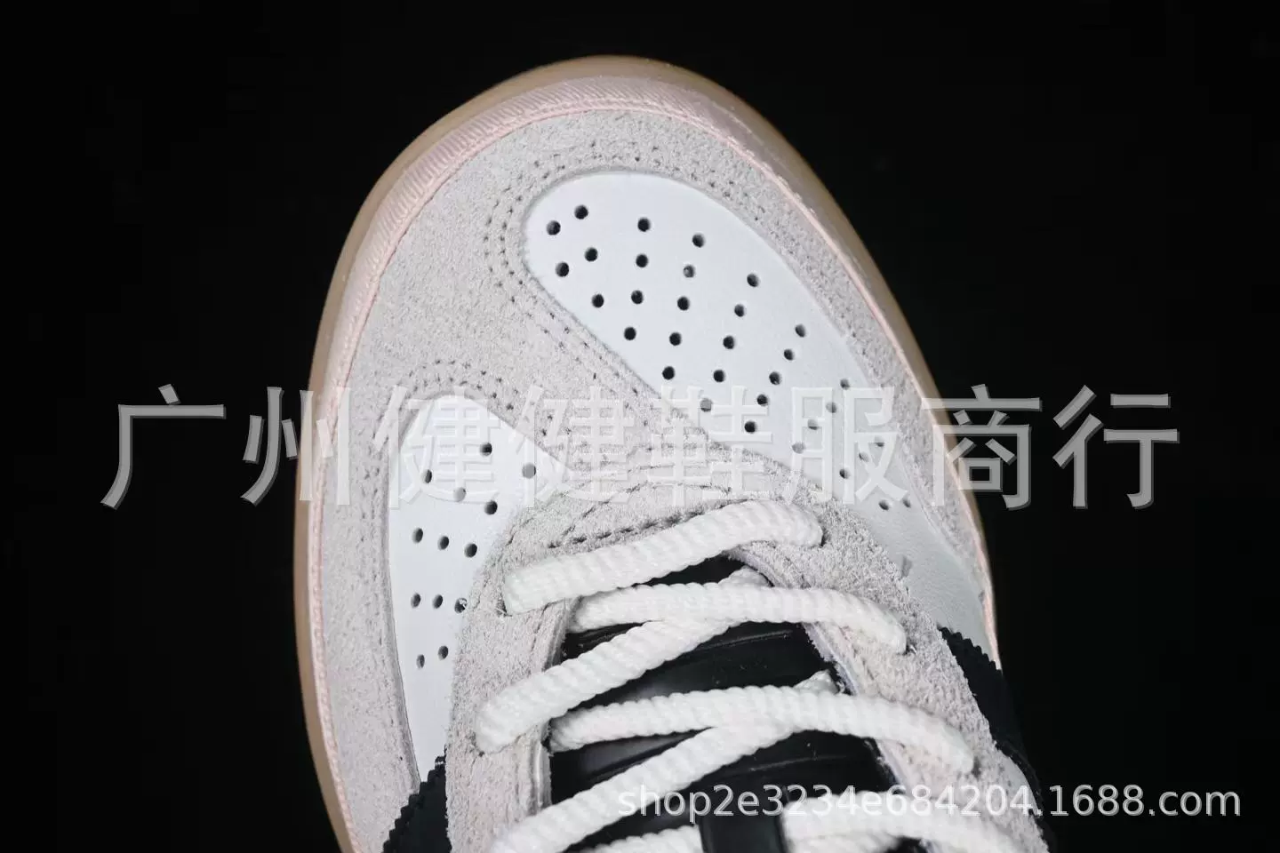 Всесезонные кроссовки Adidas для мужчин и женщин с площадкой, обувь Jianjian Guangzhou кампус клубника медведь красно-белый, плоская замена Maillard