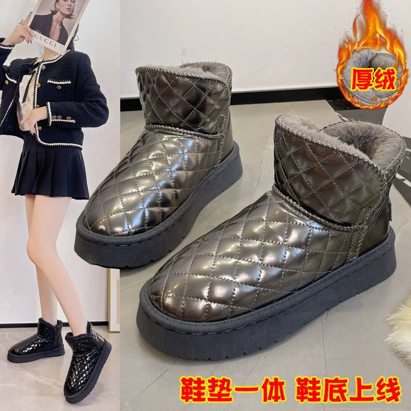 Женские зимние ботинки на флисовой подкладке, утепленные, новая модель 2025 года, на плоской подошве, из кожи и меха, короткие, на хлопковой основе.