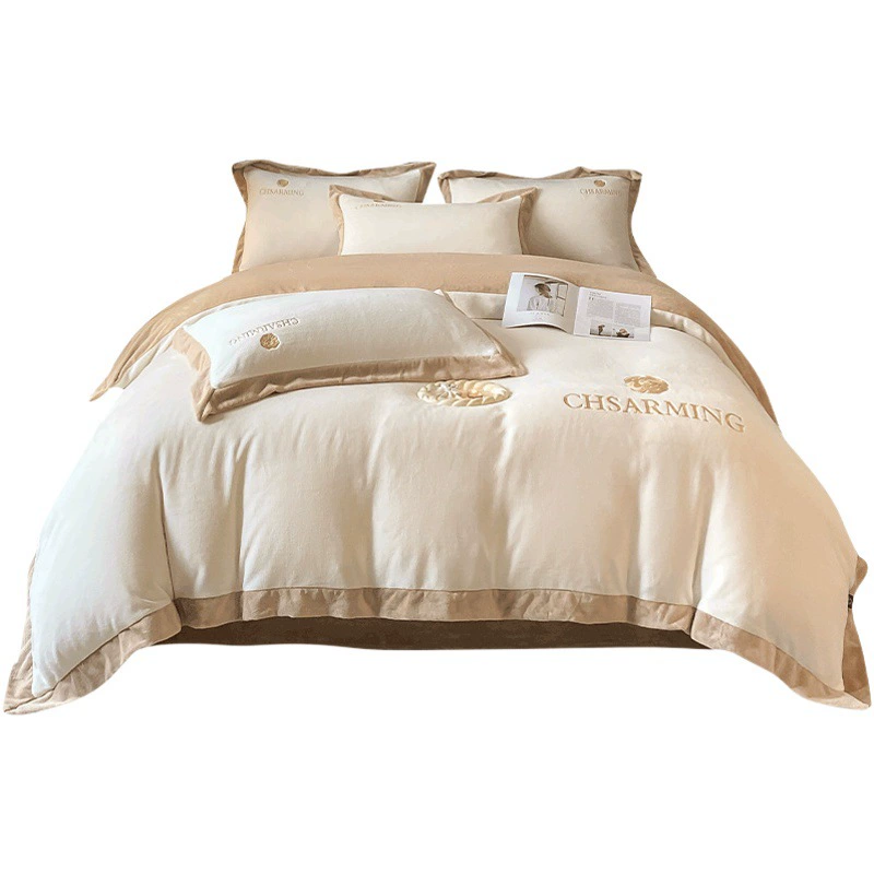 Легкий Роскошный вышитый молочный Бархатный комплект из четырех предметов, зимний утолщенный коралловый флис, фланелевая простыня, пододеяльник, комплект из трех предметов