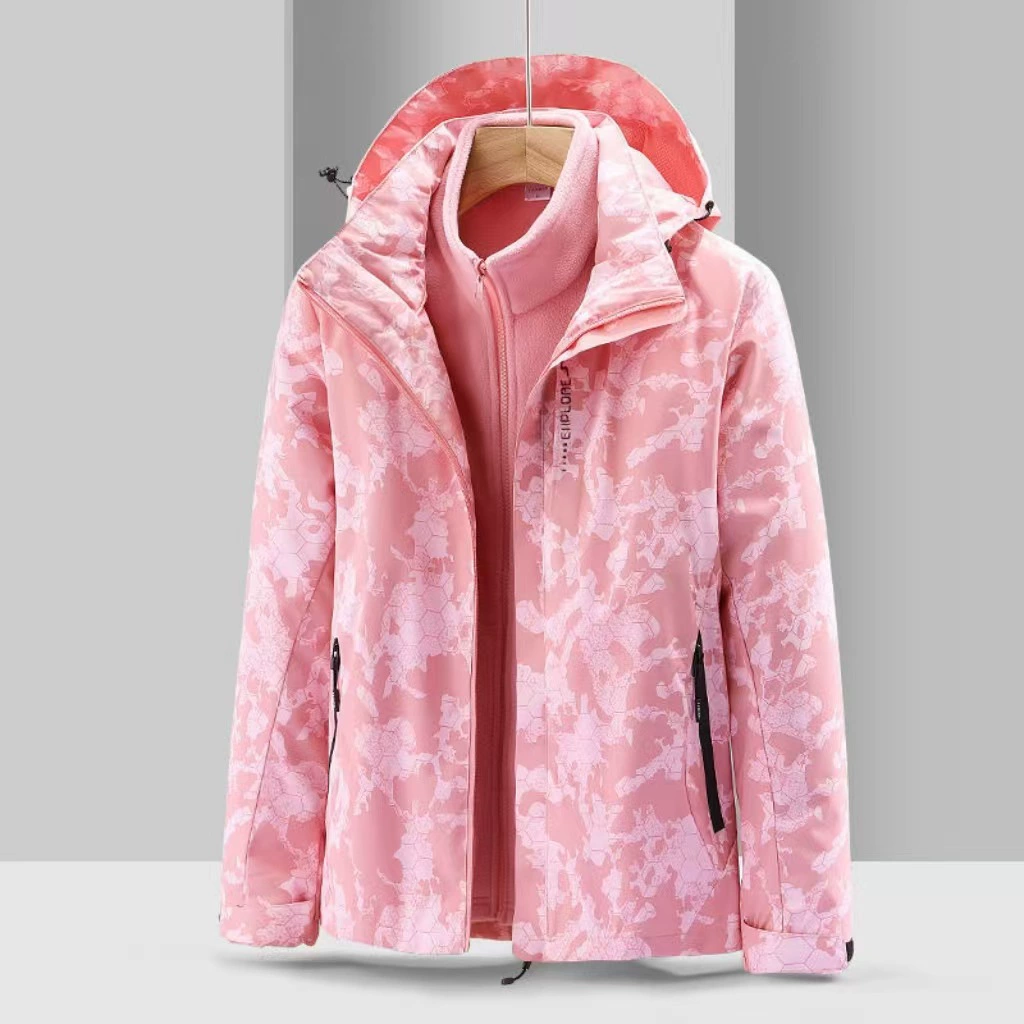 Весной и осенью пары на открытом воздухе три в одном