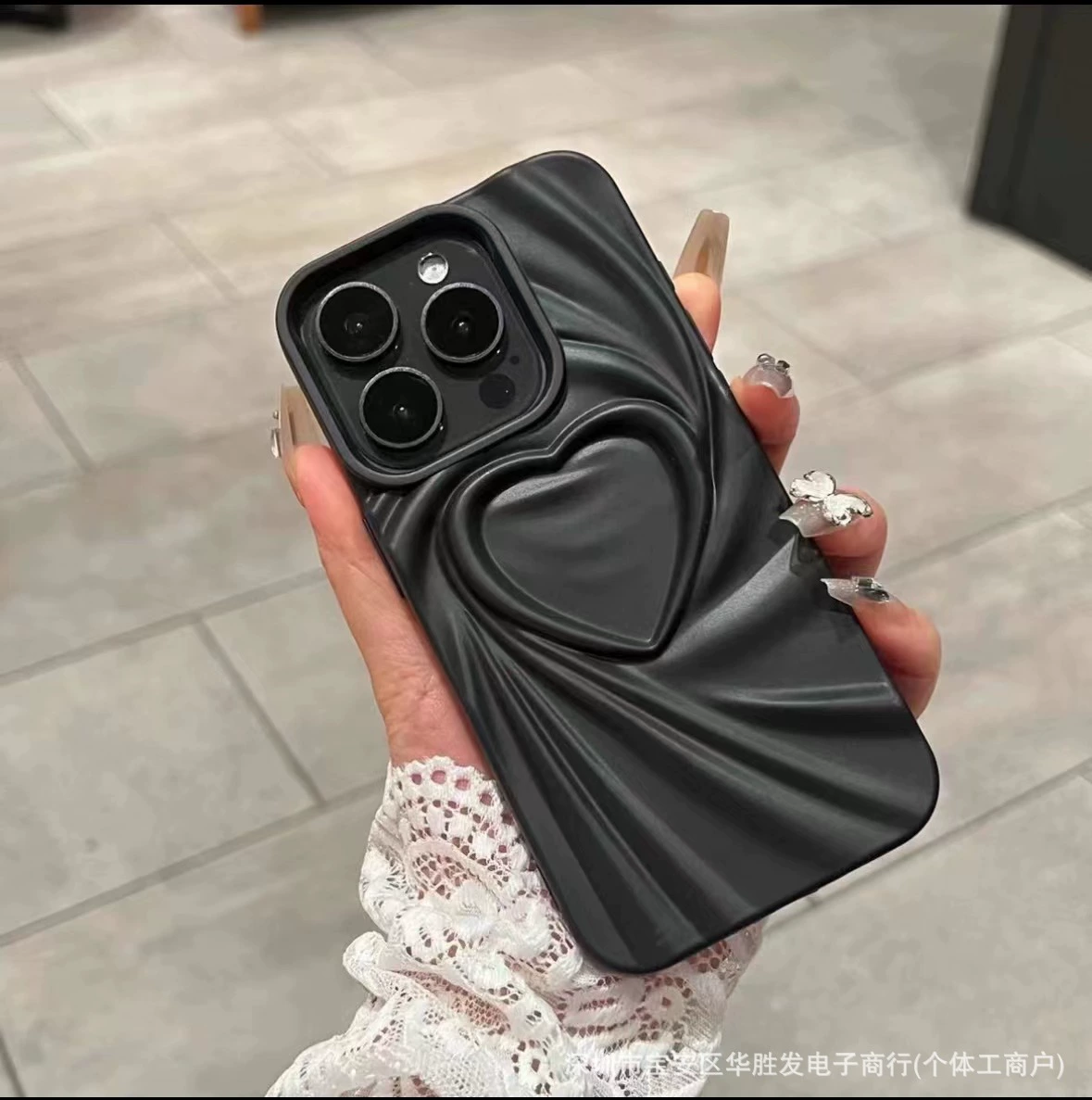 Чехол для Apple 16 Pro Max, силиконовый, с эффектом «мятого сердца», матовый, приятный на ощупь, защитный, для iPhone 15