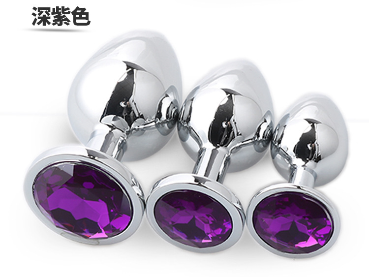 Metal Anal Plug Set with Diamond Detail, 3 Sizes with Velvet Pouch — detail image 28