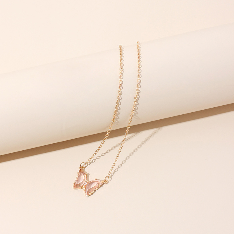 4g Weight Necklace Classification Wedding, Travel Occasion Alloy Material Animal Pattern Women'S Gender Simple Style Style Light Blue, Pink, Purple, Green, Transparent, Yellow Color Korea Resin Butterfly Alloy Necklace Wholesale 4