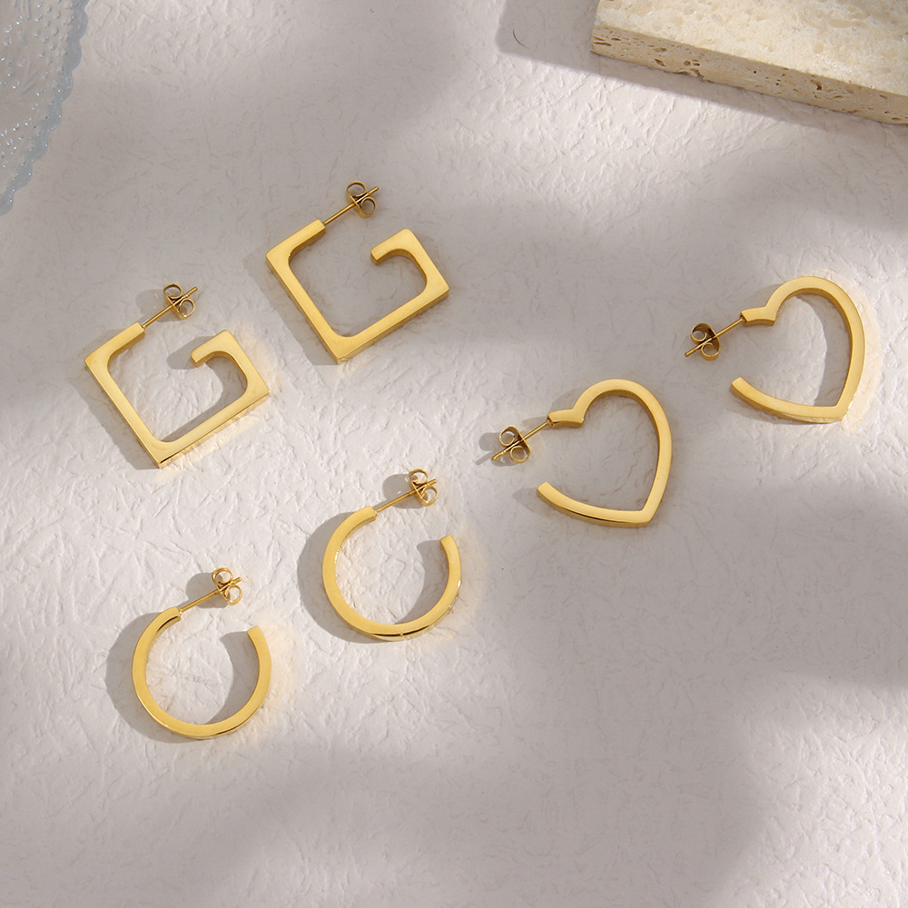 Simple Coeur Forme Oreille Hoop Bijoux En Acier Inoxydable Plaqué 18k Cut Forme Boucles D'oreilles display picture 3