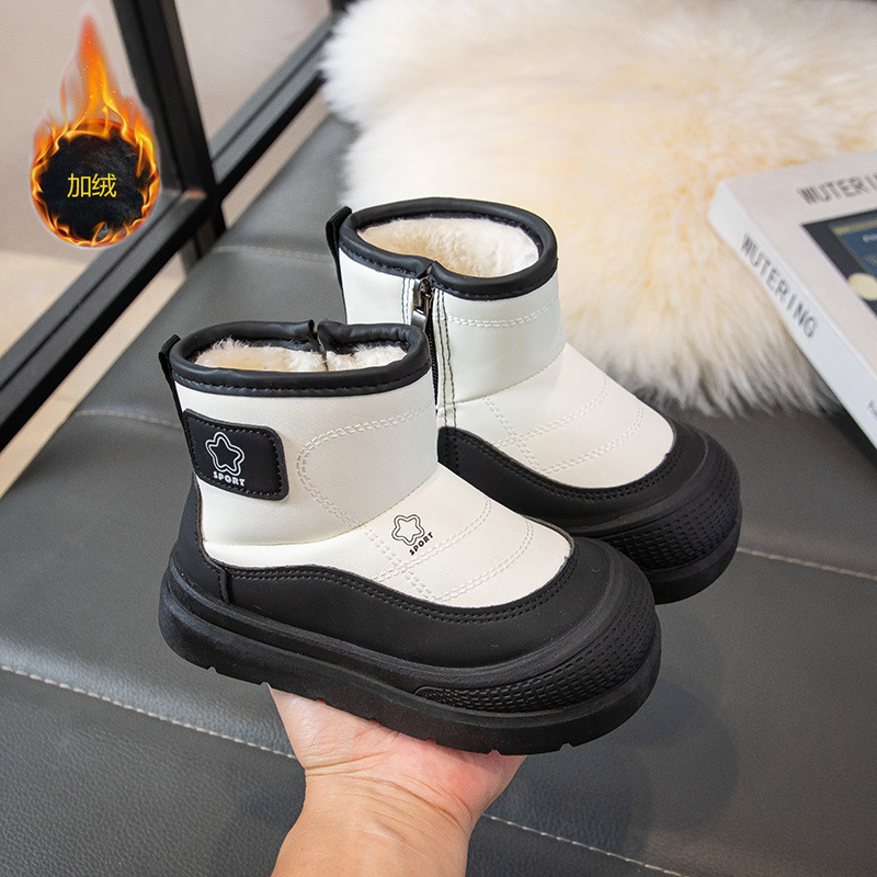 Botas de nieve para niños invierno 2025 nuevas niñas con calentamiento de terciopelo, zapatos de algodón de invierno para niños, botas de algodón impermeables y gruesas