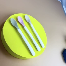 喂养餐具;奶嘴;奶瓶