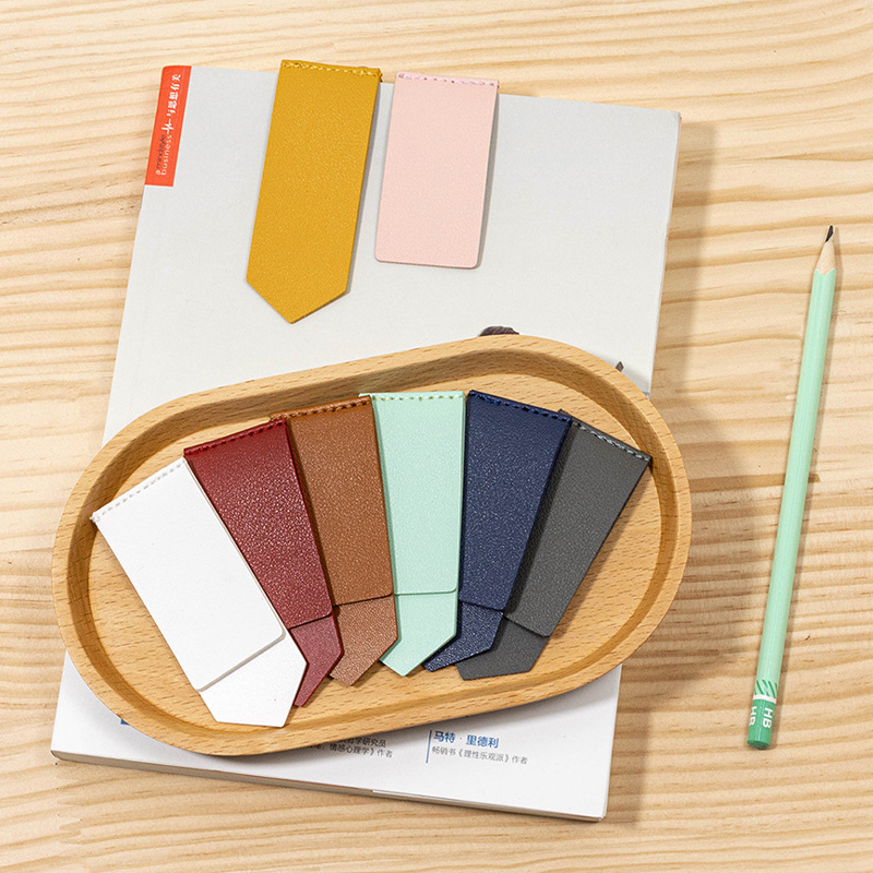 Creative Mini Handmade Leather Bookmark Notepad Literary Reading Notebook Office Portable Leather Label