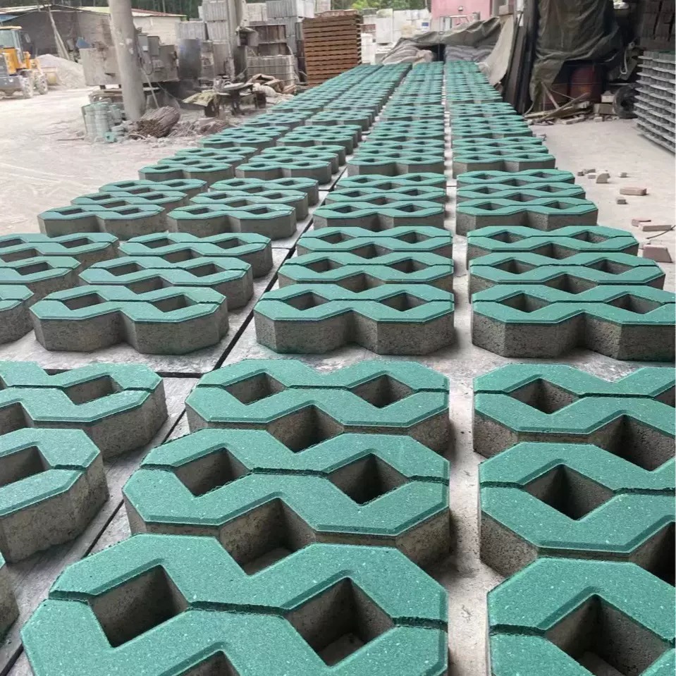 Fabricante fuente de césped de césped ladrillo de plantación de césped estacionamiento ladrillo de plantación de césped ladrillo de cemento de retención de ocho ladrillos de plantación de césped