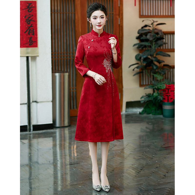Elegant and Youthful Mother-Of-The-Bride Wedding Dress, New Style Dress, Light Luxury Dress, New Chinese-Style Wedding Dress for Mother