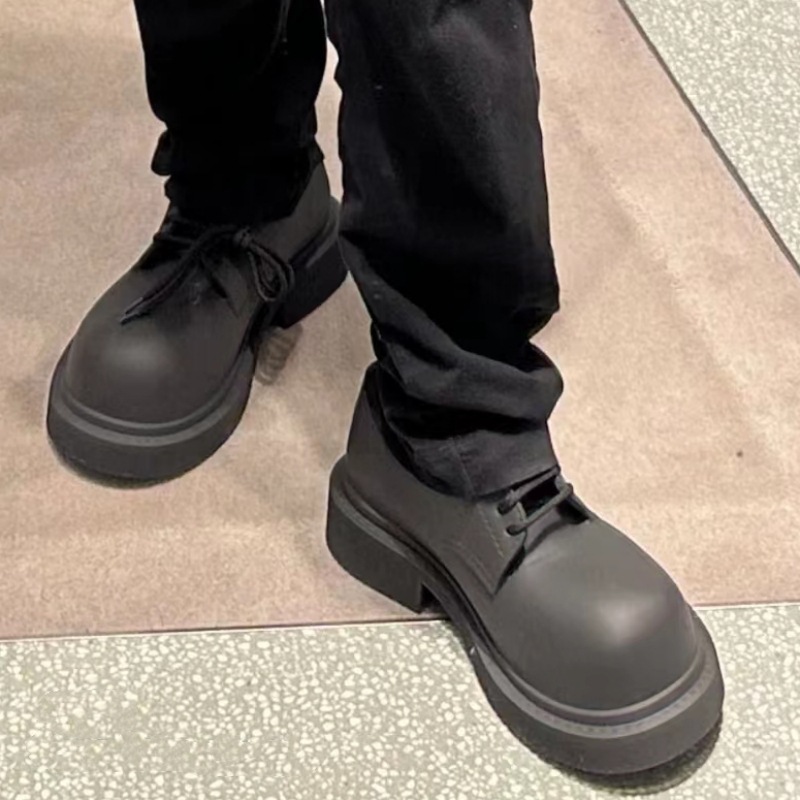 Herren- und Damenlederschuhe für Frühjahr und Sommer 2024, mit Schnürung, runden Zehen, hohen Absätzen und niedrigem, dickem Design_voghion.com