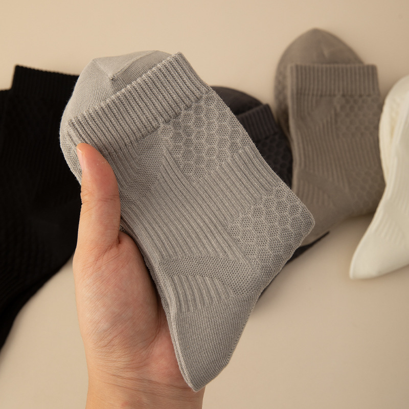 Autumn and winter socks, new men's mid-calf socks, three-dimensional massage socks, solid color, high-end, breathable, sweat-absorbing, cotton business socks