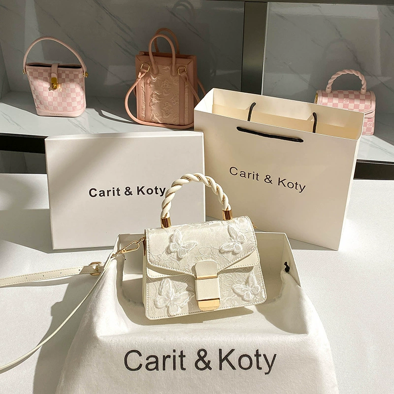 Woven bag, high-quality style, with embroidery