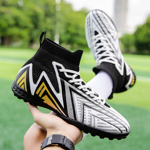 Football shoes with broken spikes, high tops, new professional training shoes for teenagers and children, cross-border large size 48 sports shoes