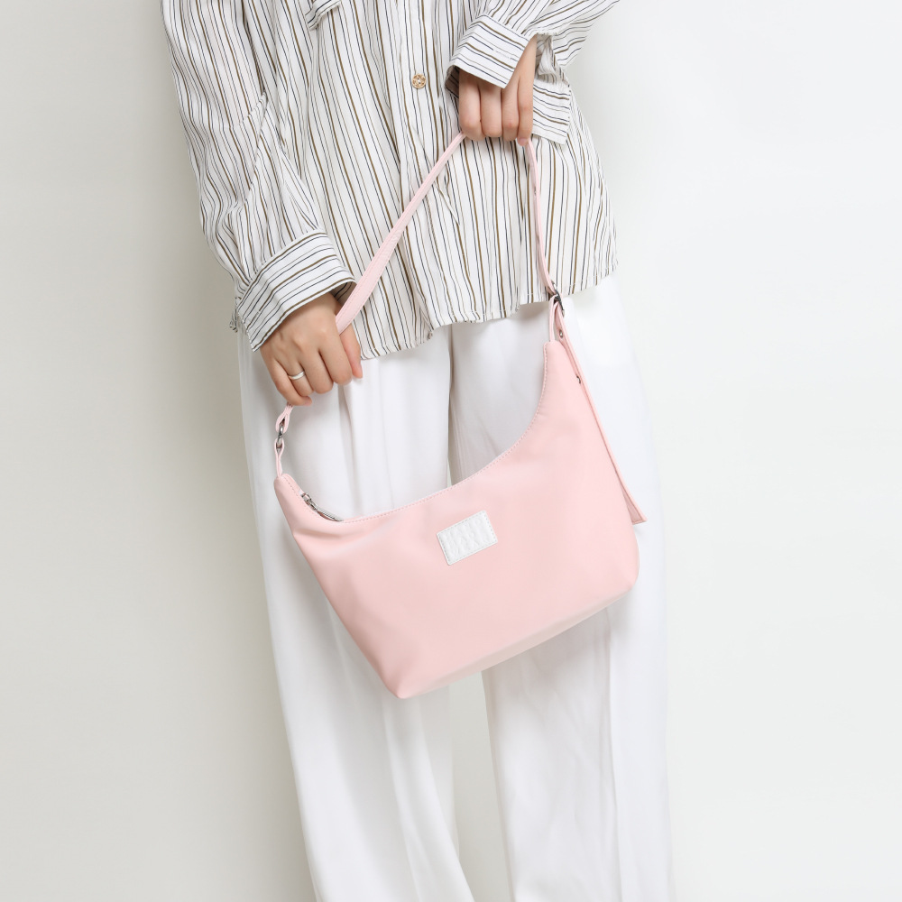 Women's Soft Leather Underarm Bag 2025 Trendy New High-End Crescent Bag Niche Fashion Commuter Crossbody Dumpling Bag - Thumbnail 2