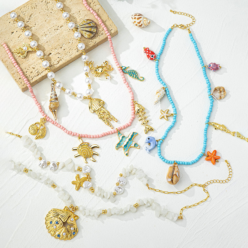 Scallop Starfish Conch Marine Style 18K Gold Plated Alloy Seed Bead Multi Charms Necklace Wholesale display picture 6