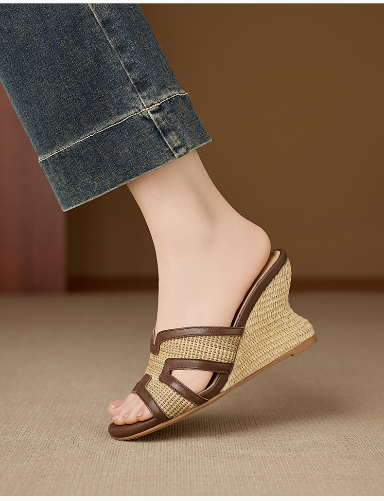 Sandal cao gót nữ mũi vuông hở ngón đế xuồng đan rơm phong cách nghỉ dưỡng — màu nâu, màu trắng ngà chi tiết 7
