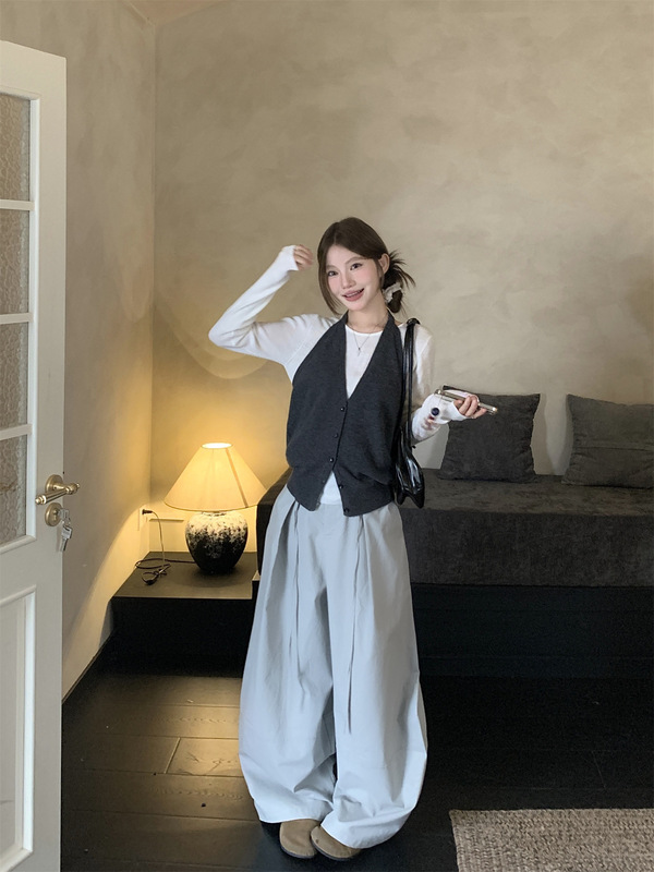 韩系设计感挂脖马甲长袖打底衫阔腿长裤女2025秋季新款时尚套装潮|undefined