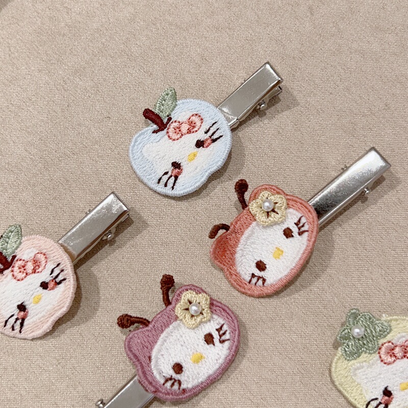キティ猫刺繍服飾アクセサリーかわいい漫画動物手作りDIYパッチ装飾布ステッカー飾り|undefined