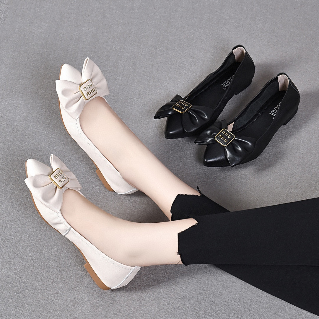 Shoes pointed-toe flat with bow low-cut