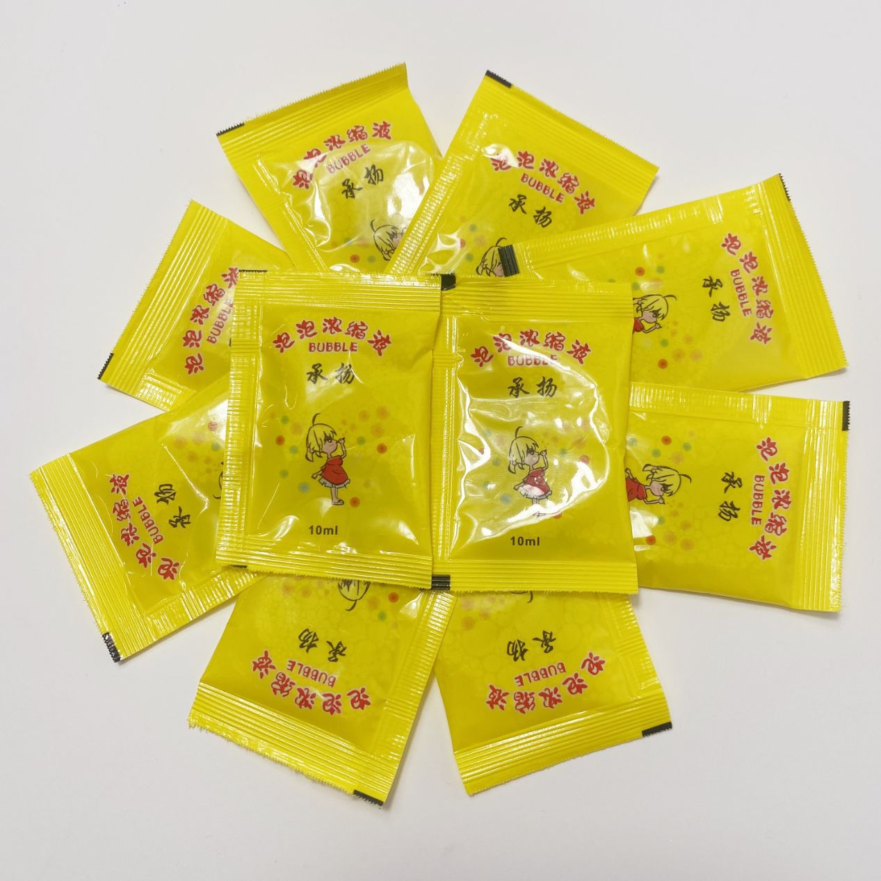 Burbuja de los niños juguete líquido burbuja pistola máquina burbuja palo burbuja soplado fabricante de agua concentrado 10ml al por mayor