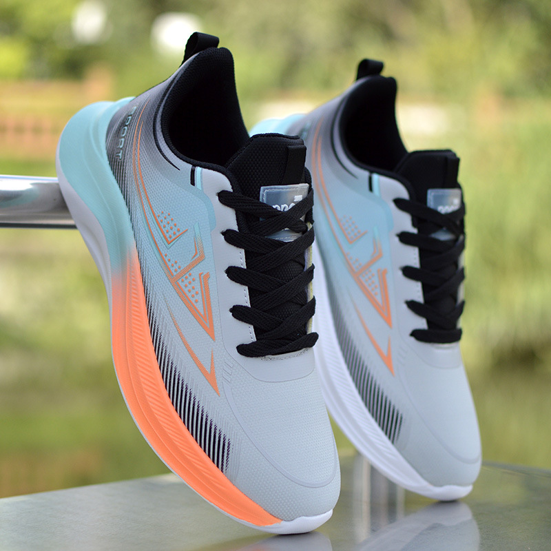 Non-slip fashionable ultra light running sneakers
