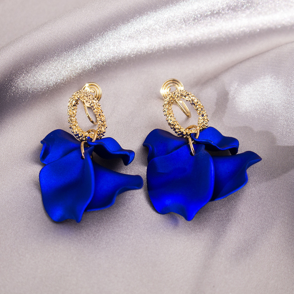 Lujo ligero, incienso pequeño, placa de incienso para mosquitos, pinzas para las orejas, pendientes de nicho para mujeres sin orejas perforadas, pendientes simples, compactas y versátiles de Yiwu al por mayor