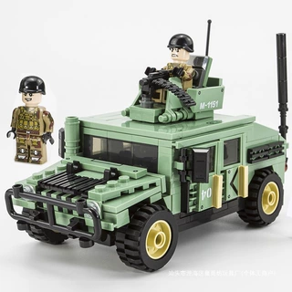 军事积木M1151悍马越野运兵车沙漠防雷反伏击装甲车MOC防空车拼装