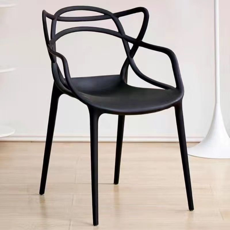 Silla de arte de orejas de gato negro