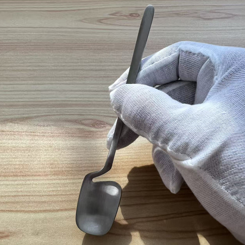 Kaffeske og dessertske i rustfrit stål til ophængning_voghion.com