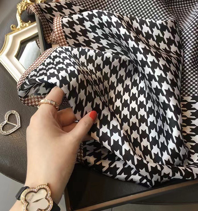 88f99b6e545aa6bc49489c57331d7e