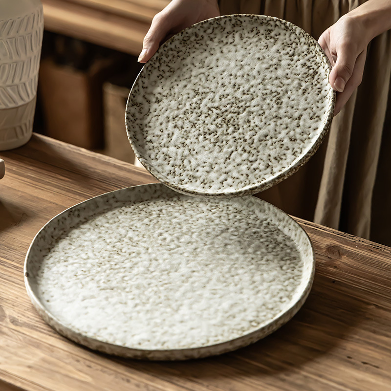 Plato de cerámica de piedra antigua sensación de estilo japonés plato circular platos de platos de cubierta platos de carne al por mayor platos de platos de comedor
