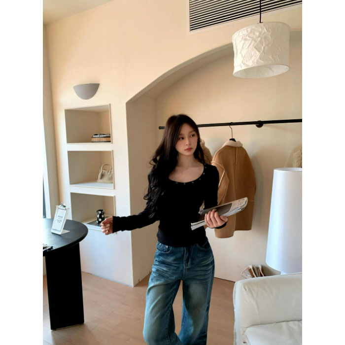 검은색