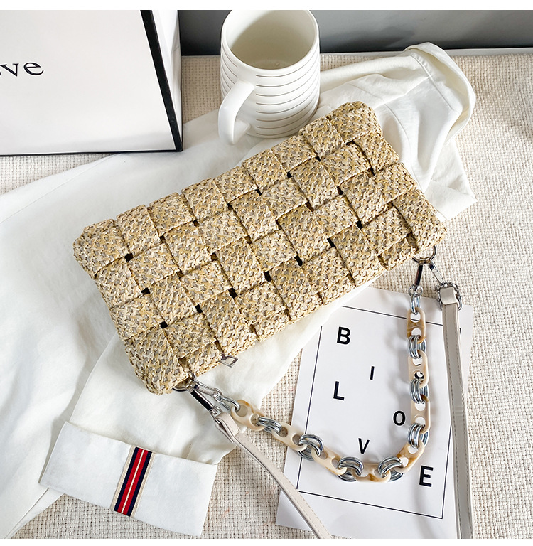 Fashion Metal Chain Woven Small Bag display picture 11