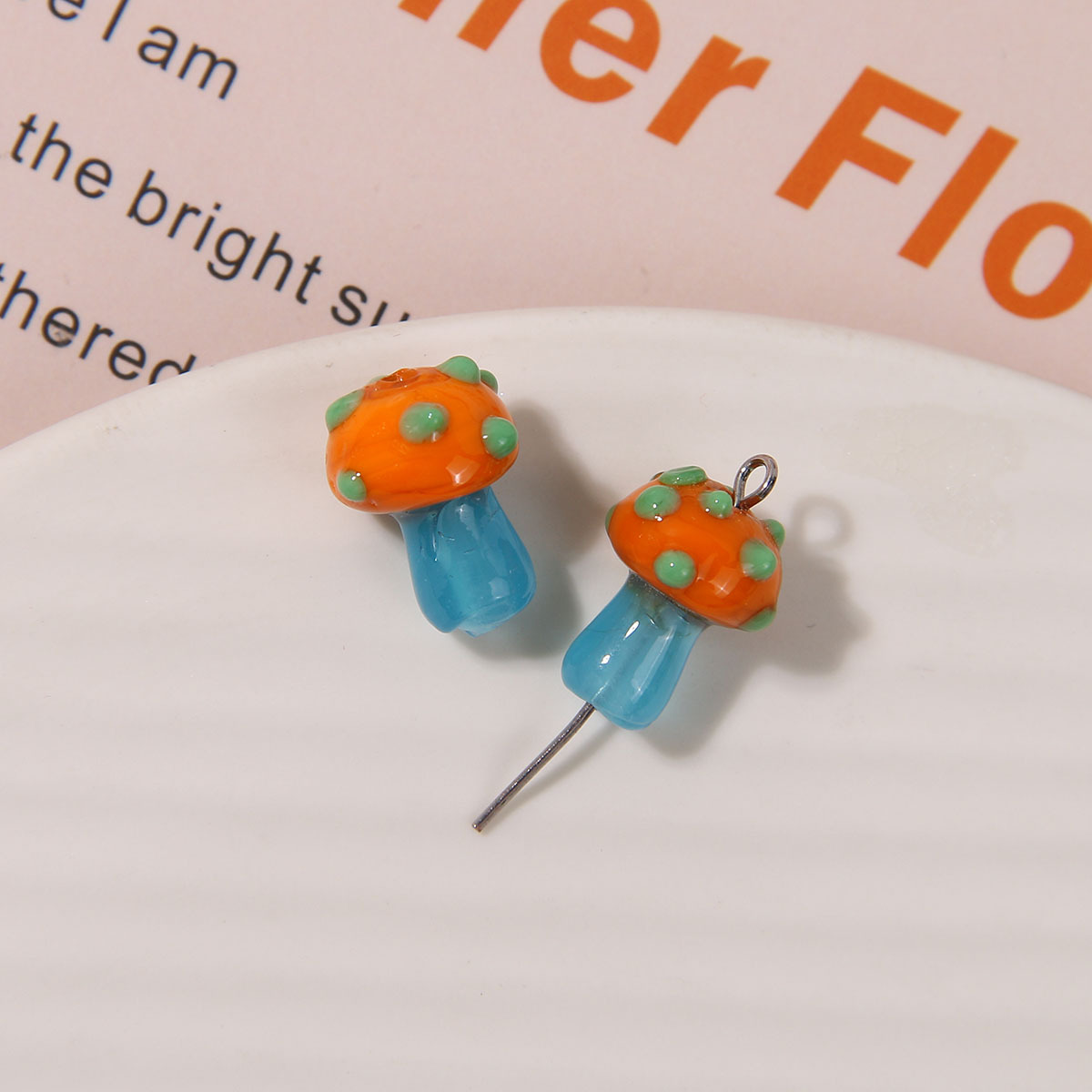 3g Weight Beads Jewelry Making Type 16*12mm Jewelry Making Size DIY Jewelry Accessories Classification 1 Piece Quantity glass Material Mushroom Pattern Polishing Design Casual, Sweet, Simple Style Style 1 Piece 16*12mm Glass Mushroom Beads 9